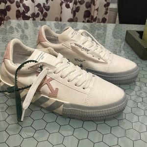 Off White brand vulcanized sneaker size 38. Brand new but NO box.